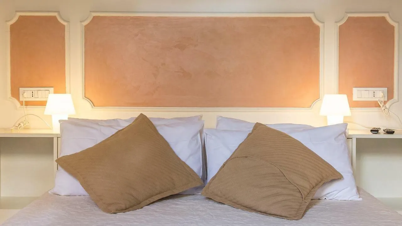 Leutari Suite Rome Apartment